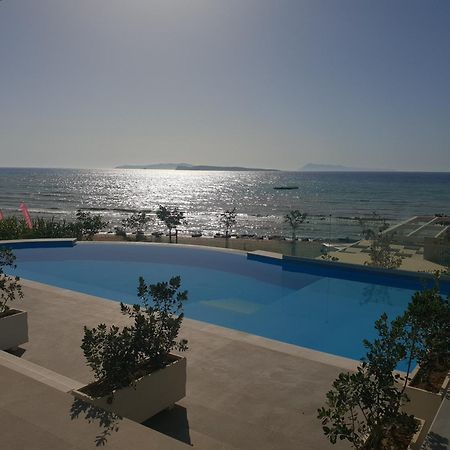 Paralia Luxury Suites Agios Stefanos Avliotes  Esterno foto