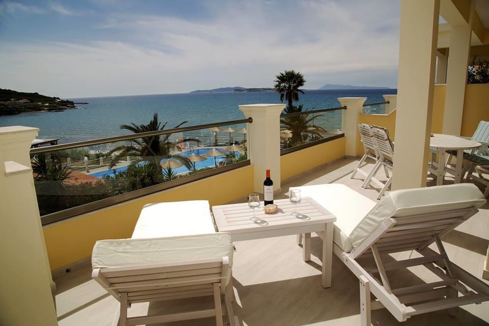 Paralia Luxury Suites Agios Stefanos Avliotes  Esterno foto