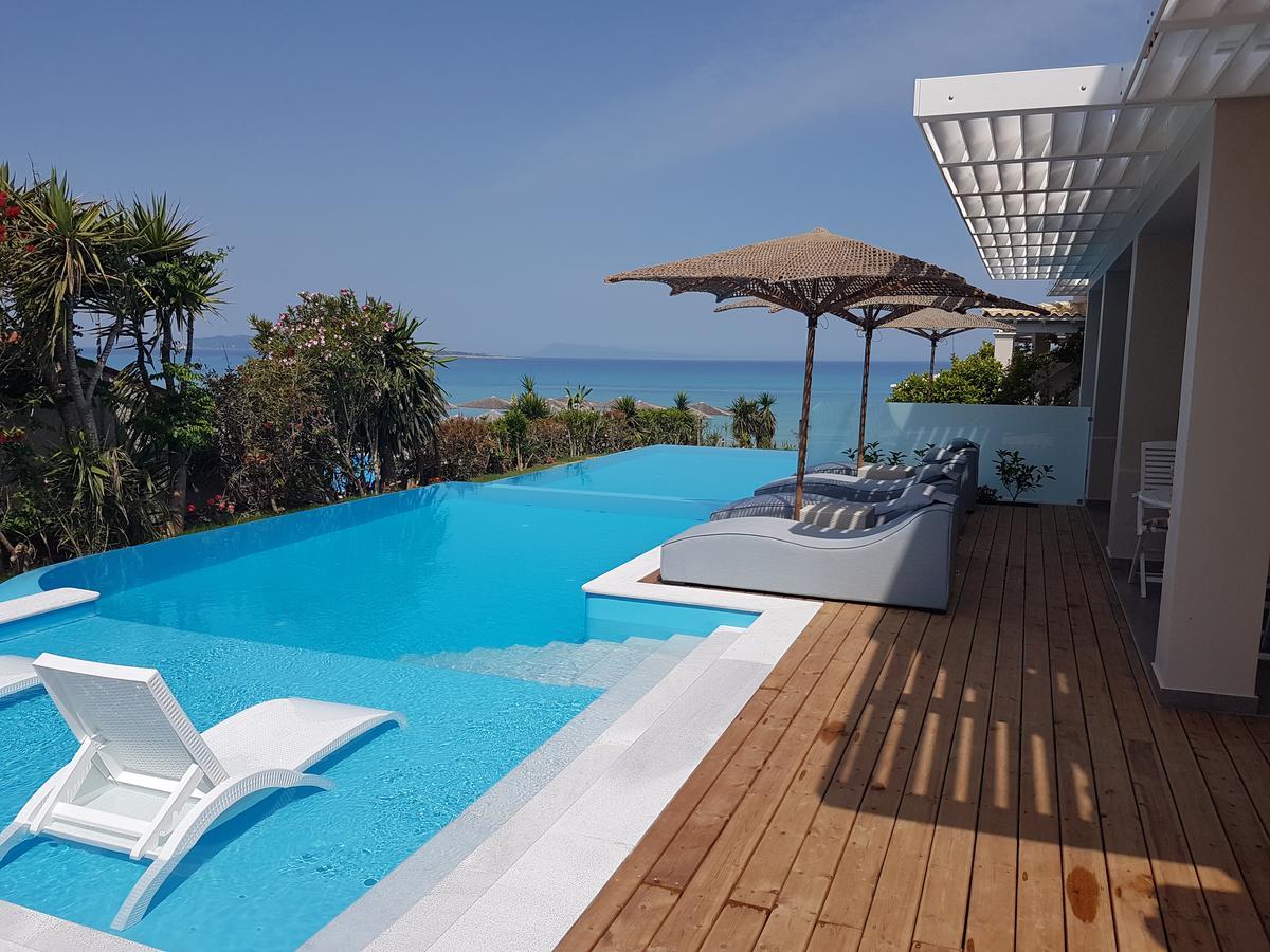 Paralia Luxury Suites Agios Stefanos Avliotes  Esterno foto