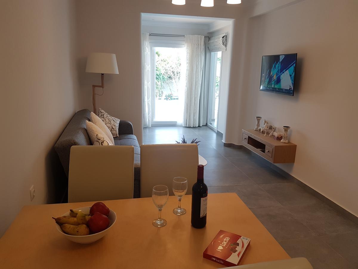 Paralia Luxury Suites Agios Stefanos Avliotes  Esterno foto