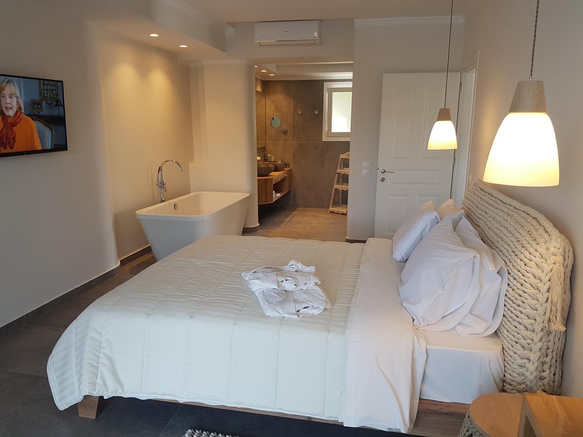 Paralia Luxury Suites Agios Stefanos Avliotes  Esterno foto