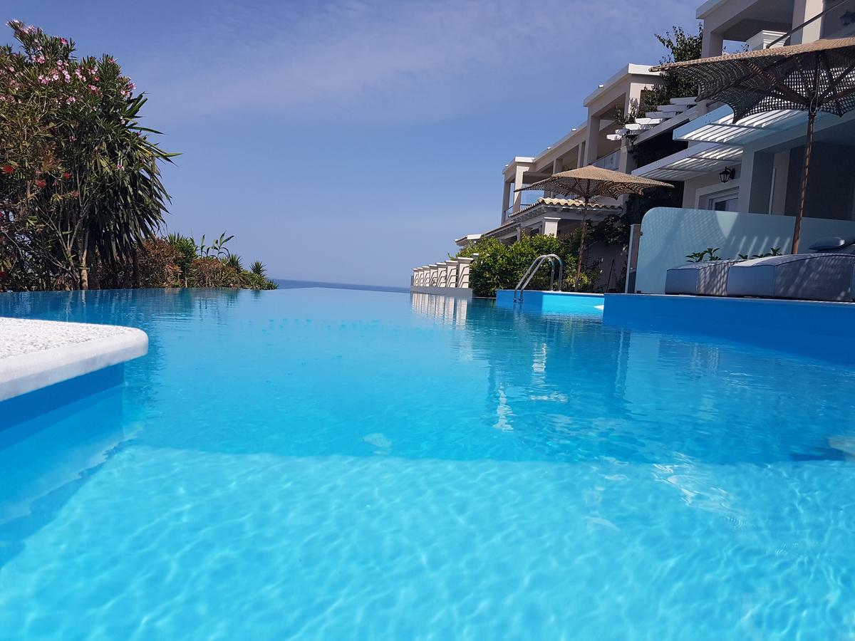 Paralia Luxury Suites Agios Stefanos Avliotes  Esterno foto